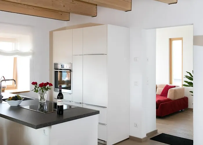 Kellerstoeckl In Kloech - Presshaus * Klochberg