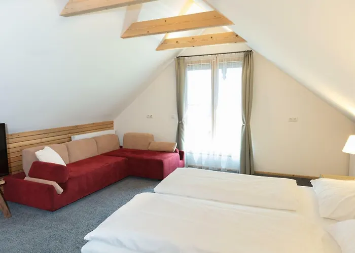 Kellerstoeckl In Kloech - Presshaus Appartement Klochberg